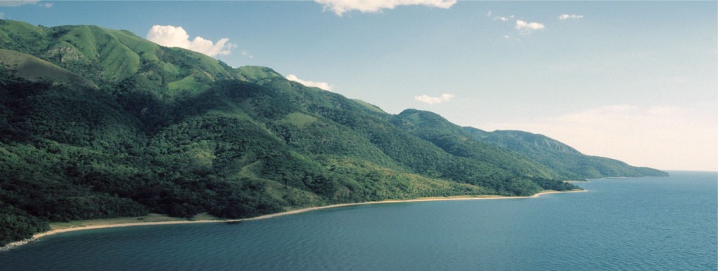 Blick auf den Gombe Stream Nationalpark und Tanganyikasee